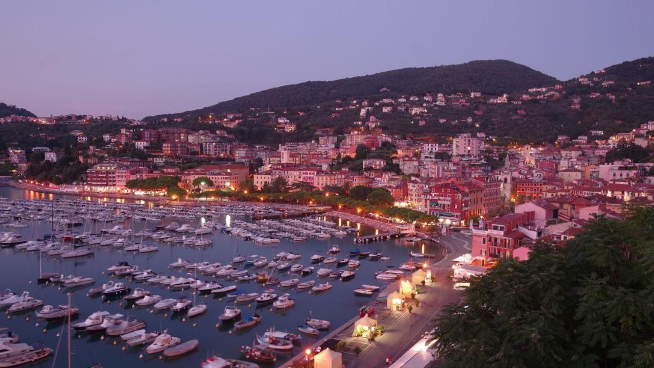 23Apartments La Spezia Luaran gambar